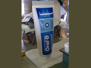 Oral model of toothpaste