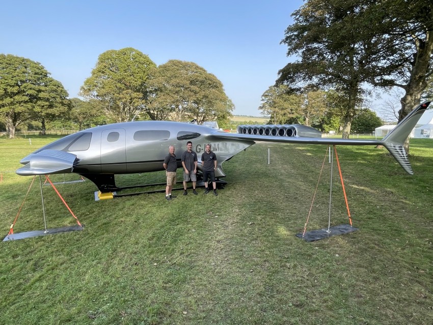 Full scale electric VTOL model