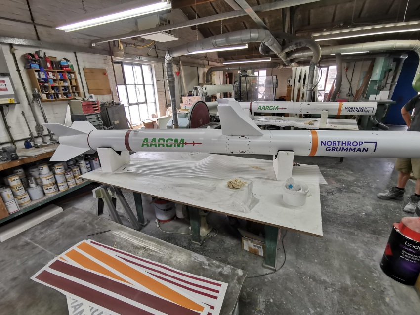 Full Scale Jet Engine Fan Blade Model